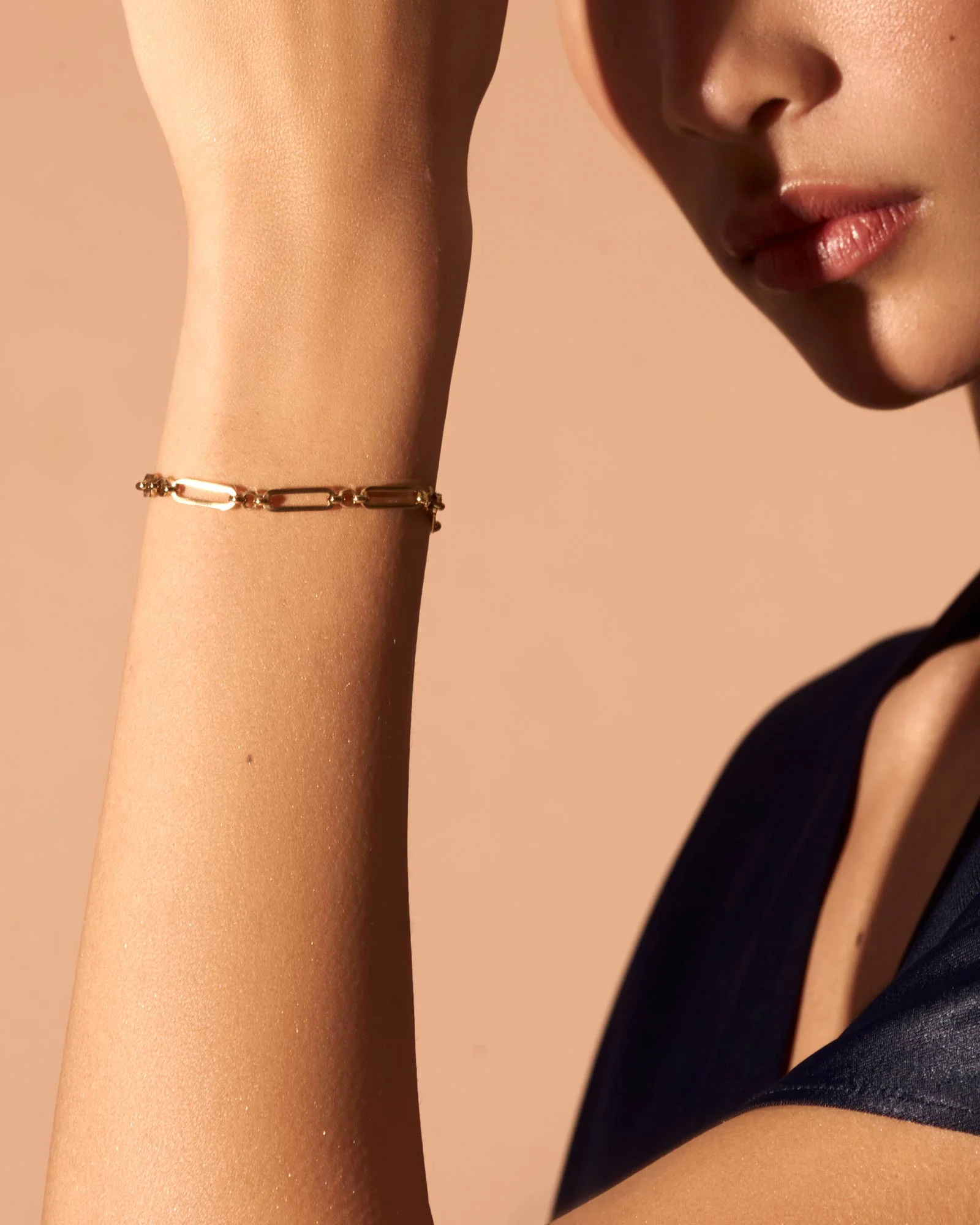 Chunky Bracelet Gold - Image 2